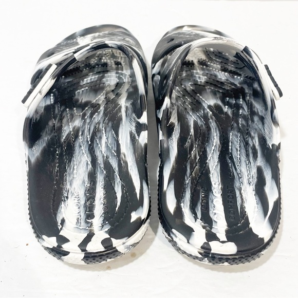 Crocs Size 7 Classic Marbled Slide Black White Sandals Double Strap - Picture 4 of 6